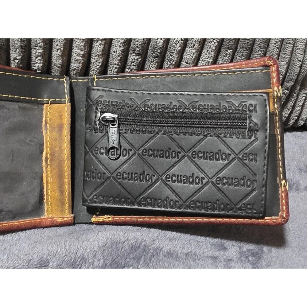 Rare 2pc Cool Ecuador Hand Stitched Tooled Bifold Embossed Leather Wallet EuC